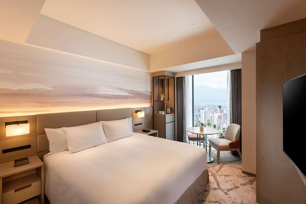 Hotel Doubletree By Hilton Toyama Station Pokoj fotografie