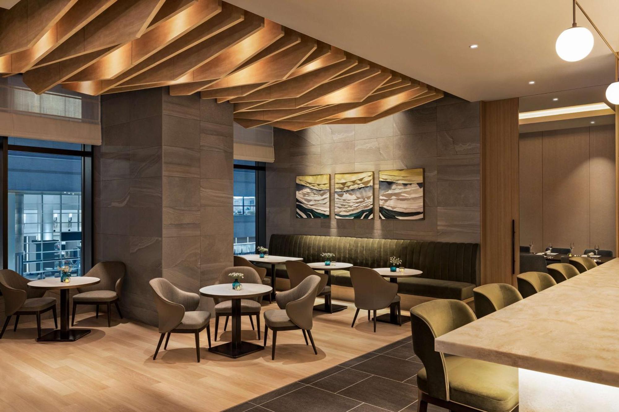 Hotel Doubletree By Hilton Toyama Station Exteriér fotografie